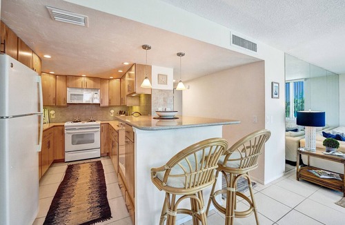 Palm Beach Shores Condo | Rates Lowered - Last Min Specials!