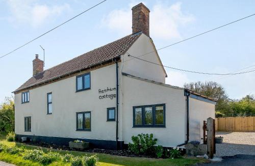 Dursley House | Rathlin Cottage