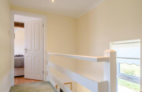 Dursley House | Rathlin Cottage