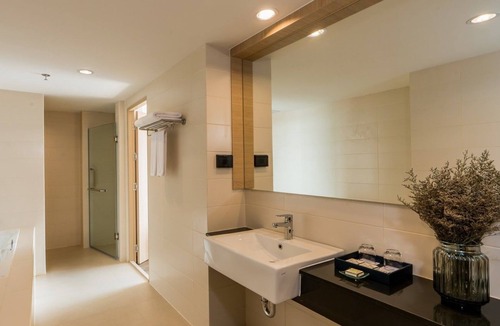 Makham Yong Hotel | Rattanachol Hotel