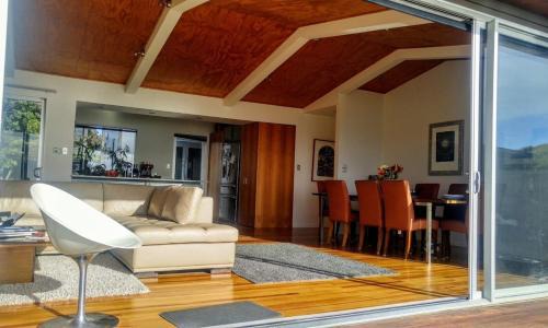 Raumati South House | Raumati Sunsets