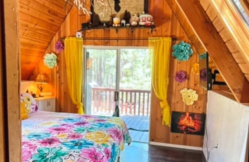 Heber Cabin | Raven Chalet | Magical A-Frame
