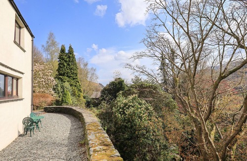 Langdale Cottage | RAWFELL, pet friendly, with open fire in Ambleside