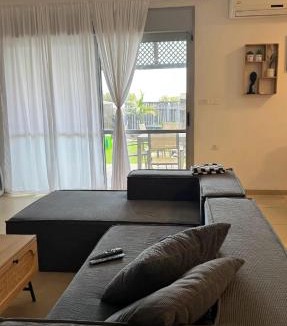 Qatsrin Apartment | Ray Guest Unit