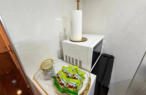 Chinatown Apartment | Ray House