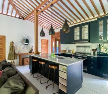 Sleman Villa | RAYA by Snooze