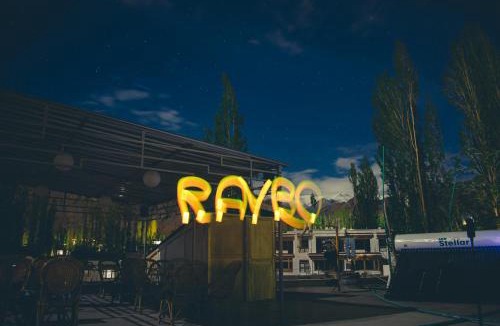 Leh Hostel | Raybo Hostel - Serene stay with 5 mins walk from the main market