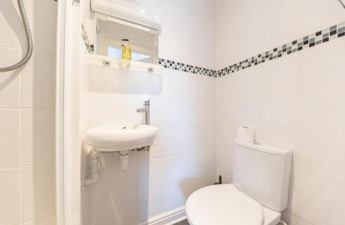 Windermere Villa | Rayrigg Villa Windermere (Room Only)