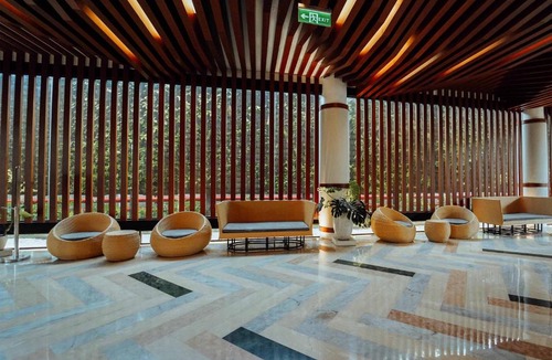 Dinoyo Hotel | Rayz UMM Hotel Malang