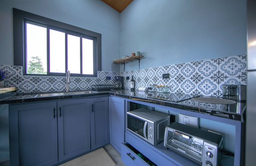 Penas Blancas Villa | Refugio Turquesa-King bed & balcony w/jacuzzi, fast WiFi, 5 min to La Fortuna!