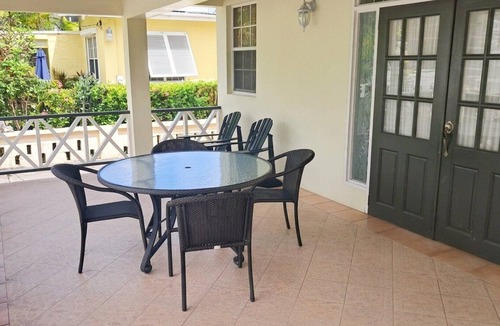 Worthing Villa | Reach Out and Touch Barbados