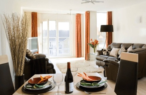 Reading City Centre Apartment | Reading Spacious Two Bedroom Apartment