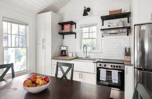 Inman Park Apartment | Ready Aim