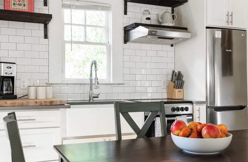 Inman Park Apartment | Ready Aim