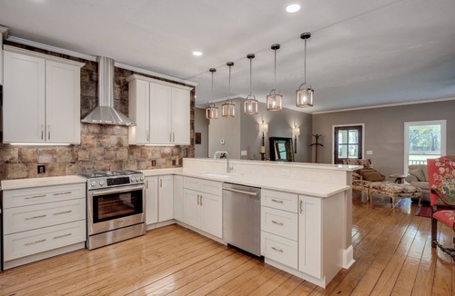 Aiken House | Ready for the Masters! Charming 3-bedroom house with AC, WiFi in welcoming Aiken
