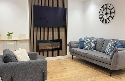 Stonnall House | Ready Stay