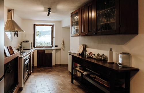 Casola in Lunigiana House | Ready to experience Italy in close proximity, sea, lakes and rivers?