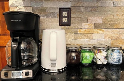 Washington Square West Apartment | Real Brick Cherrywood Kitchen Safe Walkable