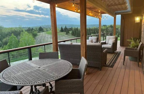 Merrimac House | Real Christmas Tree Farm! Devil's Lake nearby.