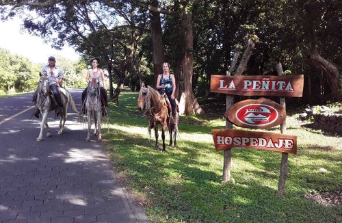 Ometepe Island Bed & Breakfast | Real family hostel, Hospedaje La Penita, 2 person room