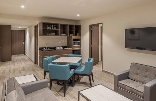 Celaya Hotel | Real Inn Celaya