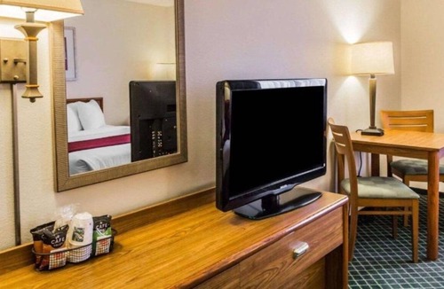 Golden Apartment | Real value along the foothills of the Rocky Mountains!!