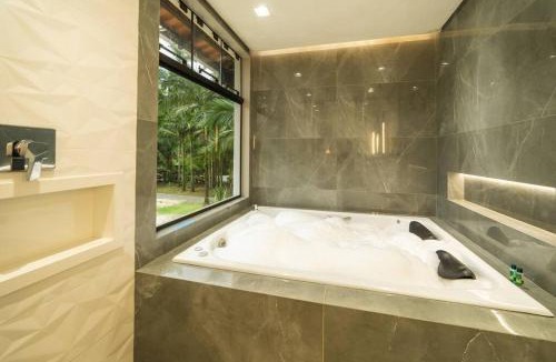 Joinville House | Recanto Vultuoso- Casa de campo - Area Gourmet Completa- Piscina aquecida-Quadra de areia-Cancha de Bocha-Hospedagem e eventos-para eventos cobramos taxa extra por pessoa