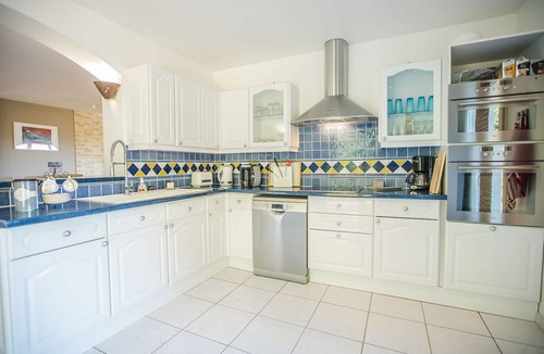 Cavalaire-sur-Mer Villa | RECENT STANDING VILLA 190 M2 NEW POOL, WIFI, NOT OVERLOOKED, 10 PEOPLE