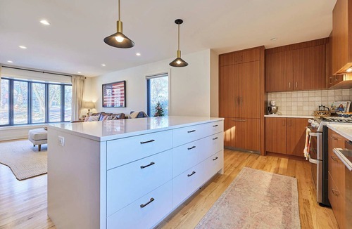 Westwood Hills House | Recently remodeled Kansas City home 2 miles to Country Club Plaza-World Cup 2026