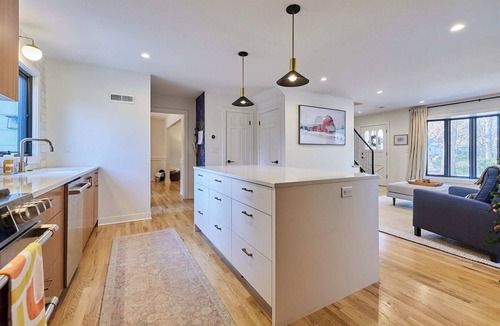 Westwood Hills House | Recently remodeled Kansas City home 2 miles to Country Club Plaza-World Cup 2026