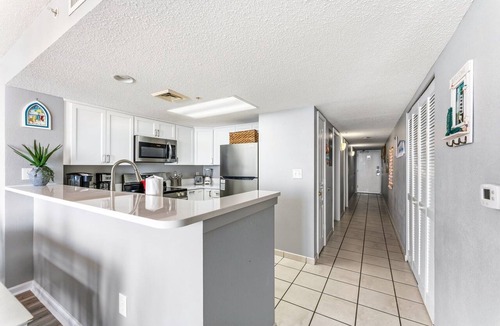 Crescent Beach Condo | Recently Renovated Oceanfront condo at great resort +Free Attraction Tickets!