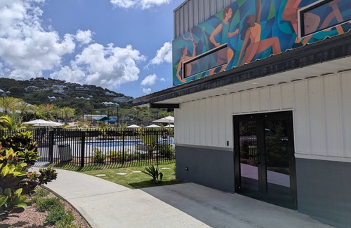 Jolly Harbour Villa | Recently renovated villa close to the beach