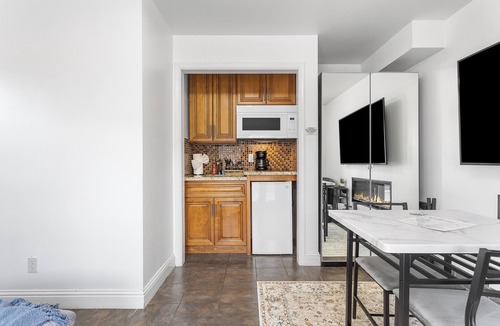Castro Valley Apartment | Recently Updated Private Studio w/Separate Entrance Near Lake Chabot