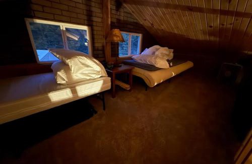 Adams Apartment | Red Arrow Rustic Retreat