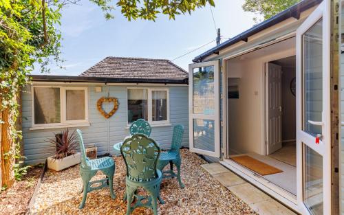 Bembridge House | Red Cedars with private Hot tub