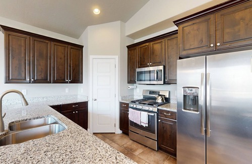 Sienna Hills House | Red Cliffs Townhouse in Washington, outdoor pool + near Zion National Park