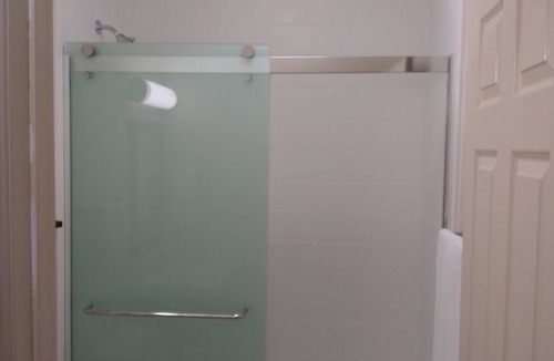 Russett Hotel | Red Crown Inn