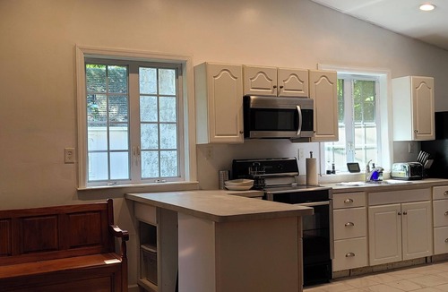 Center Tuftonboro House | Red Door Ranch 3 Bedroom, 2 Bath 1/2 mile to beach with lifeguard AC, WiFi,