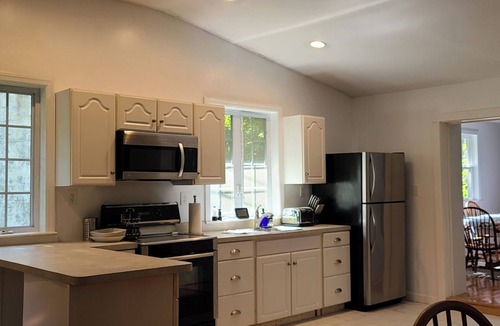 Center Tuftonboro House | Red Door Ranch 3 Bedroom, 2 Bath 1/2 mile to beach with lifeguard AC, WiFi,