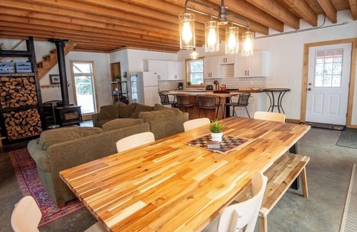 Grand Marais House | Red Fox Cabin - Devil Track Lake - Grand Marais MN