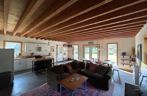 Grand Marais House | Red Fox Cabin - Devil Track Lake - Grand Marais MN