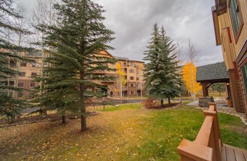 Keystone House | Red Hawk Townhomes 2321 with SummitCove Lodging in Colorado