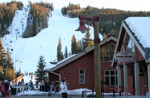 Keystone House | Red Hawk Townhomes 2333 by SummitCove Lodging in Colorado