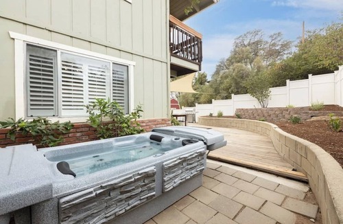 Three Rivers House | Red Hill Escape w/Spa @Gate to Natl Park