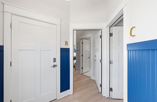 Garrison Apartment | Red House #5B