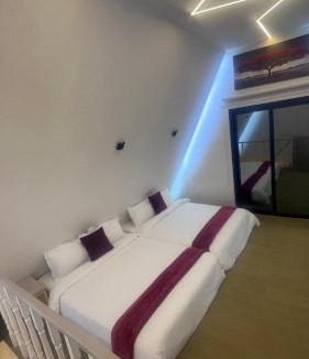 Hatta Ski Chalet | Red Hut Resort