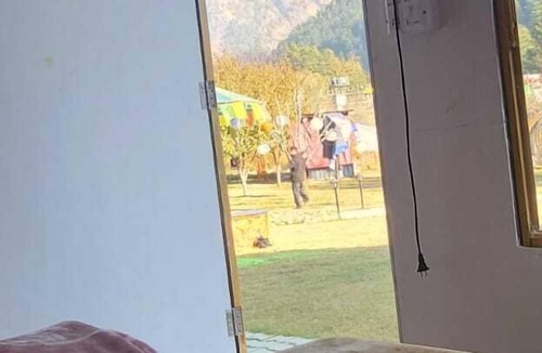 Kasol Resort | Red Leaf Resort & Cafe