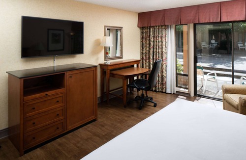 Redding Hotel | Red Lion Hotel Redding