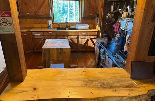 Polebridge House | Red Meadow Lodge: Experience the Serenity of Nature on the Edge of Glacier Park