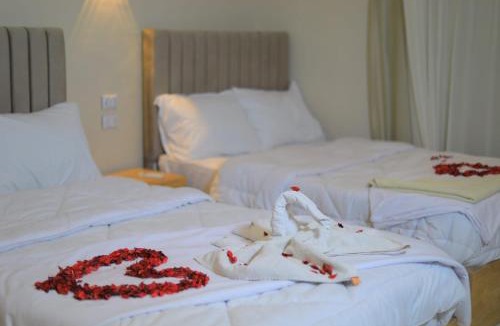 Giza Hotel | Red pyramids view Hotel